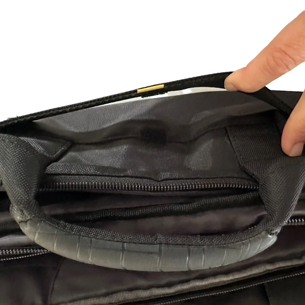 TARGUS REVOLUTION CHECKPOINT FRIENDLY BRIEFCASE